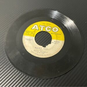 BENT FABRIC & His Piano Record ATCO 45-6226 Markin' Time/Alley Cat - Vinyl Only